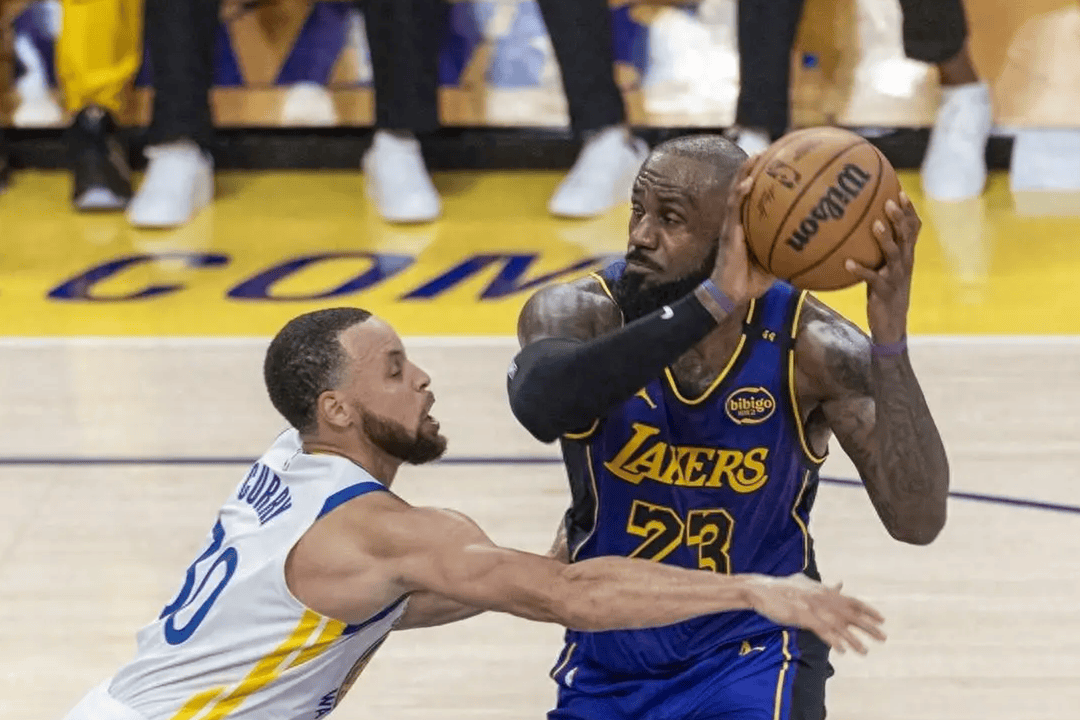 包含领先优势明显首场状态出色，湖人观众沸腾！，库里重返赛场赛场气氛高涨的词条